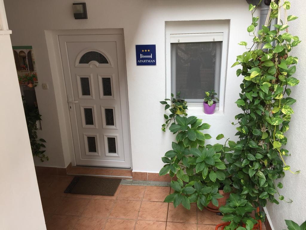 Apartment Пула Екстериор снимка